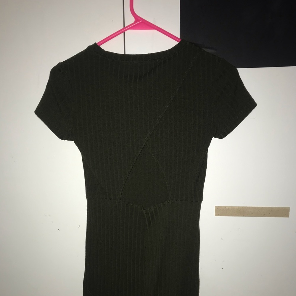 Dress - Picture 3 of 4